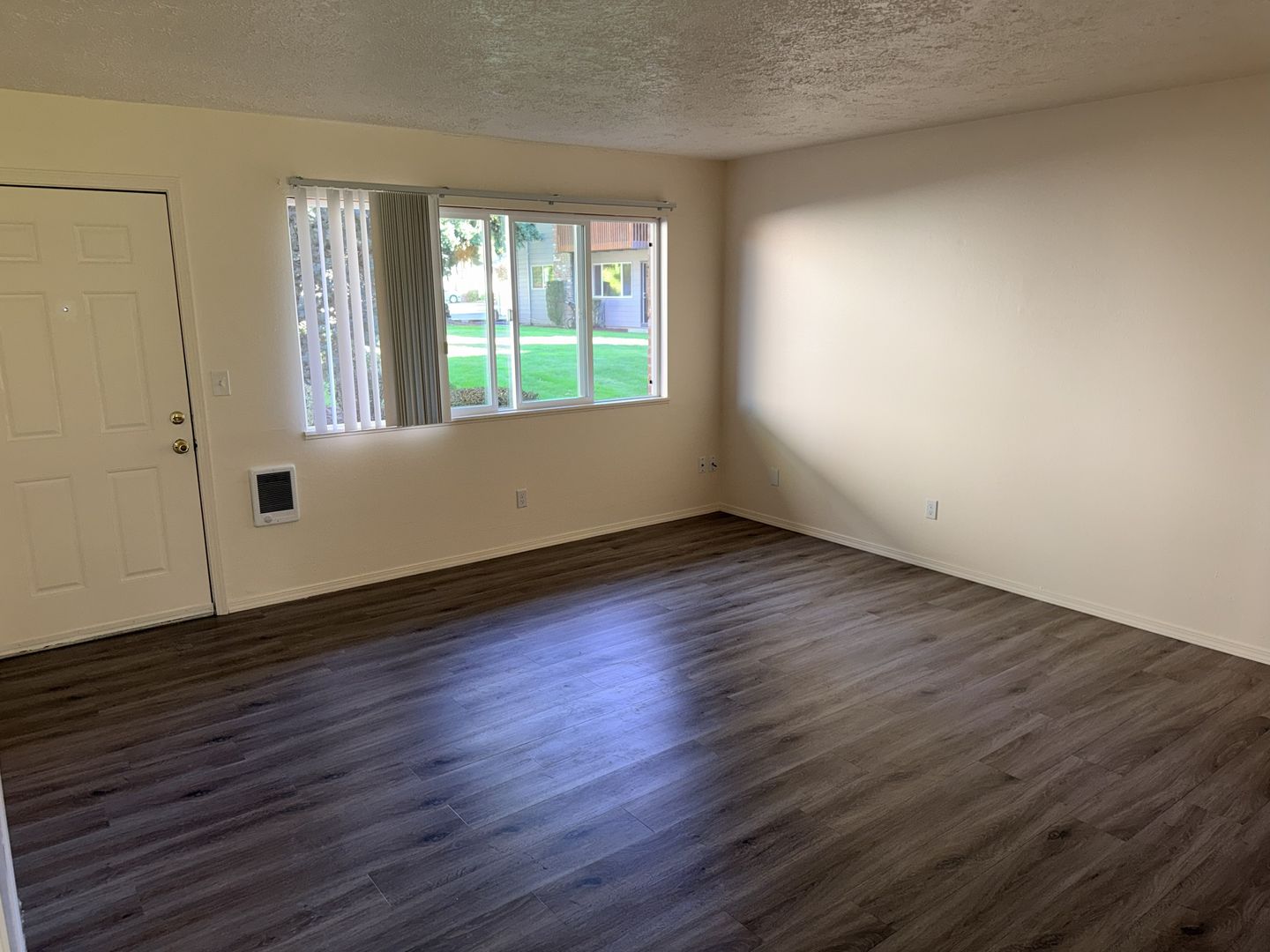 SHERWOOD Apartment: 21985 SW SHERWOOD BLVD