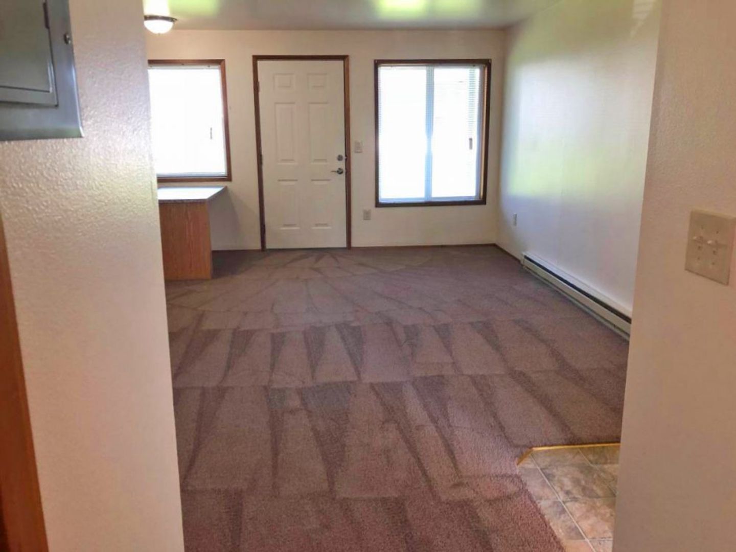 ALBANY Apartment: 1820-1860 GEARY STREET SE