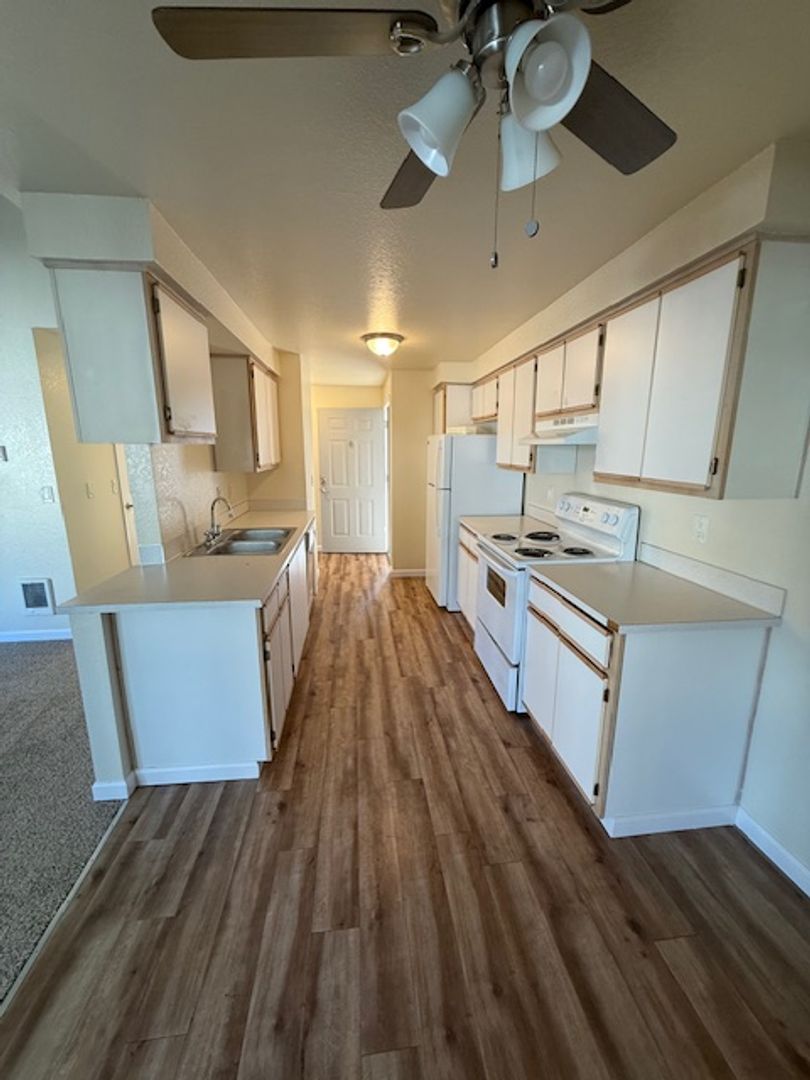 #183 SADDLE CLUB APTS 3 of 8