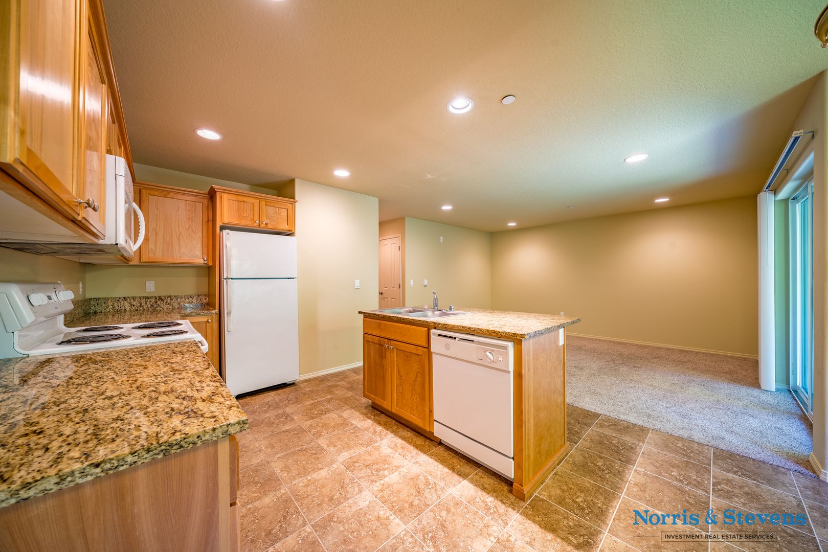 VANCOUVER Apartment: 5517 NE 66th AVE