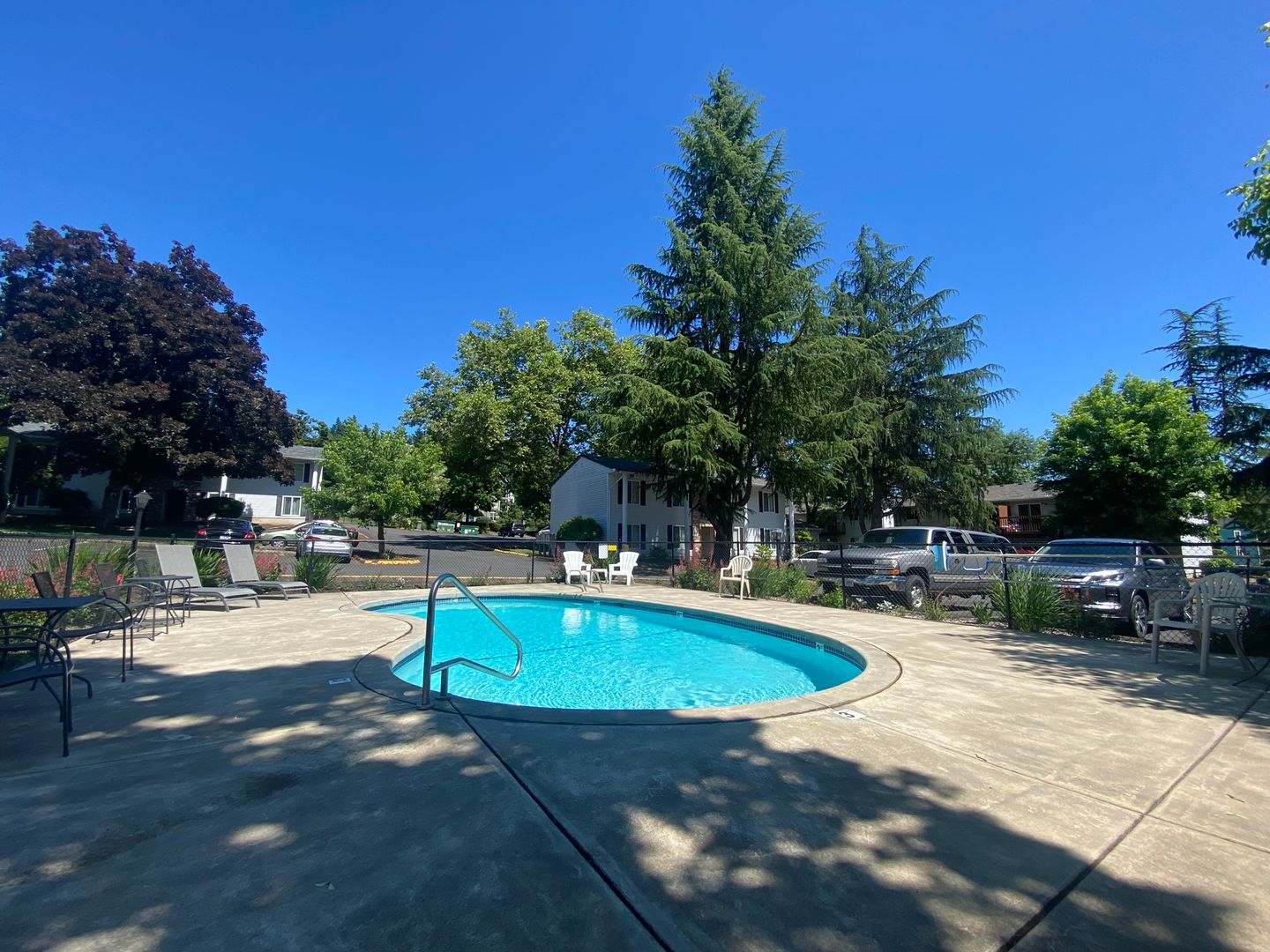 WEST LINN Apartment: 1700 BLANKENSHIP RD
