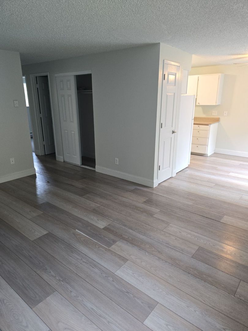 PORTLAND Apartment: 1136 NE 181ST AVE