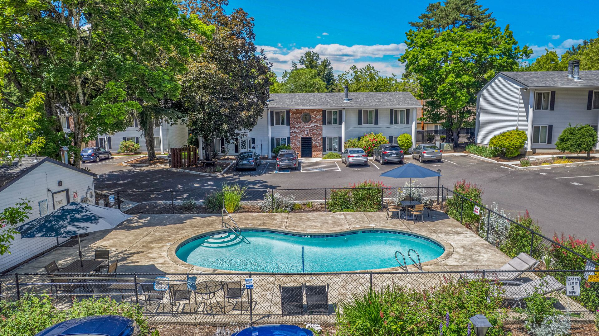 WEST LINN Apartment: 1700 BLANKENSHIP RD