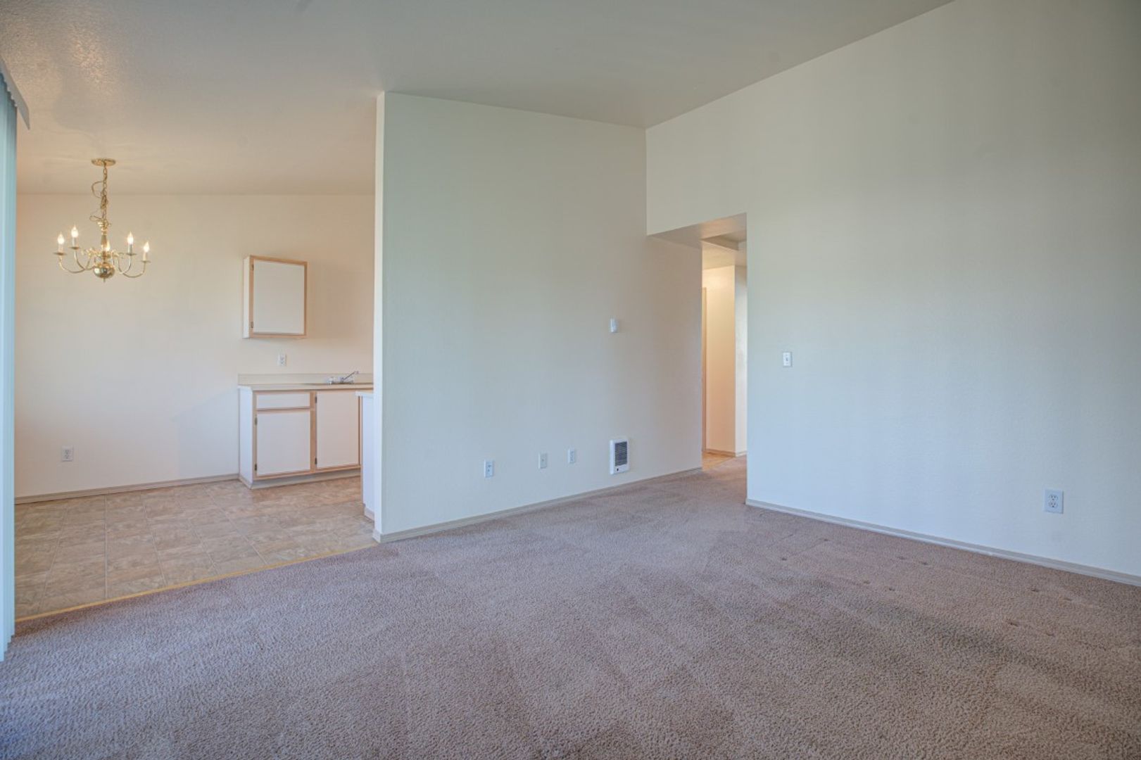 #294 FIELDSTONE APARTMENTS 8 of 12