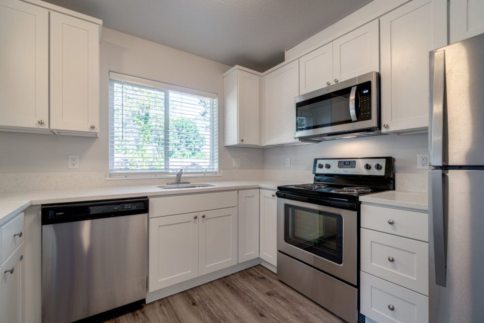 SALEM Apartment: RIVER BEND RD NW