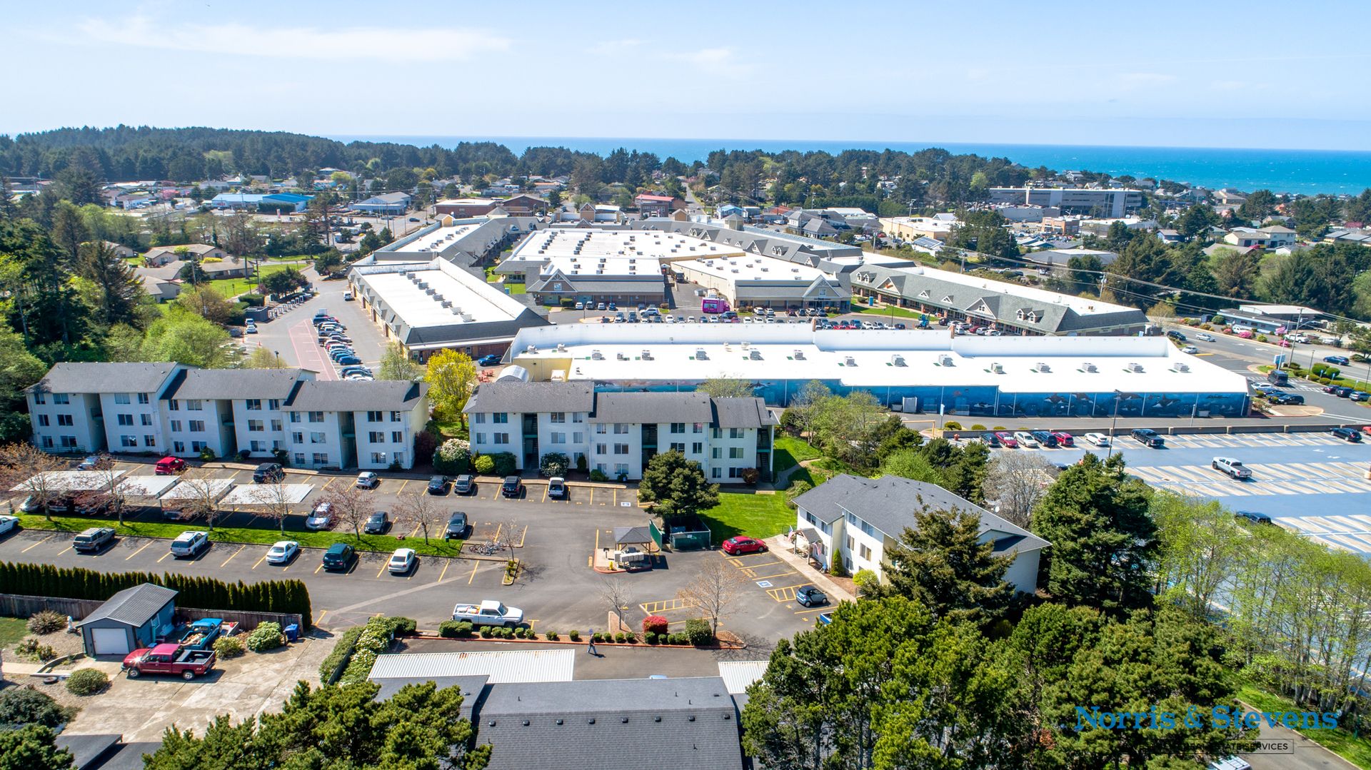 LINCOLN CITY Apartment: 1797 SE 14TH STREET