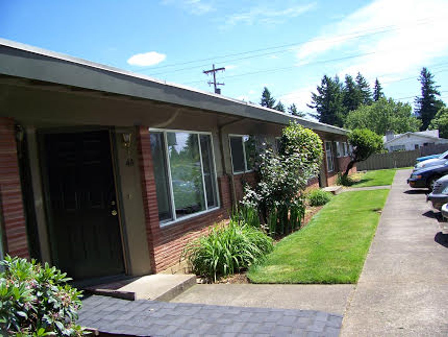 PORTLAND Apartment: 11115 SE HOLGATE BLVD