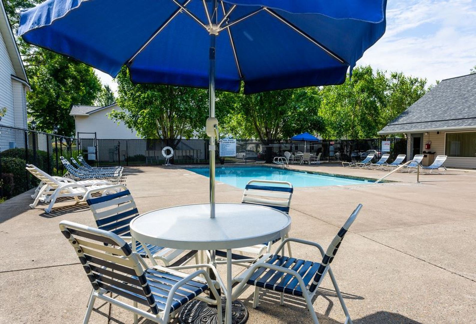 SALEM Apartment: 4665 CAMPBELL DR SE