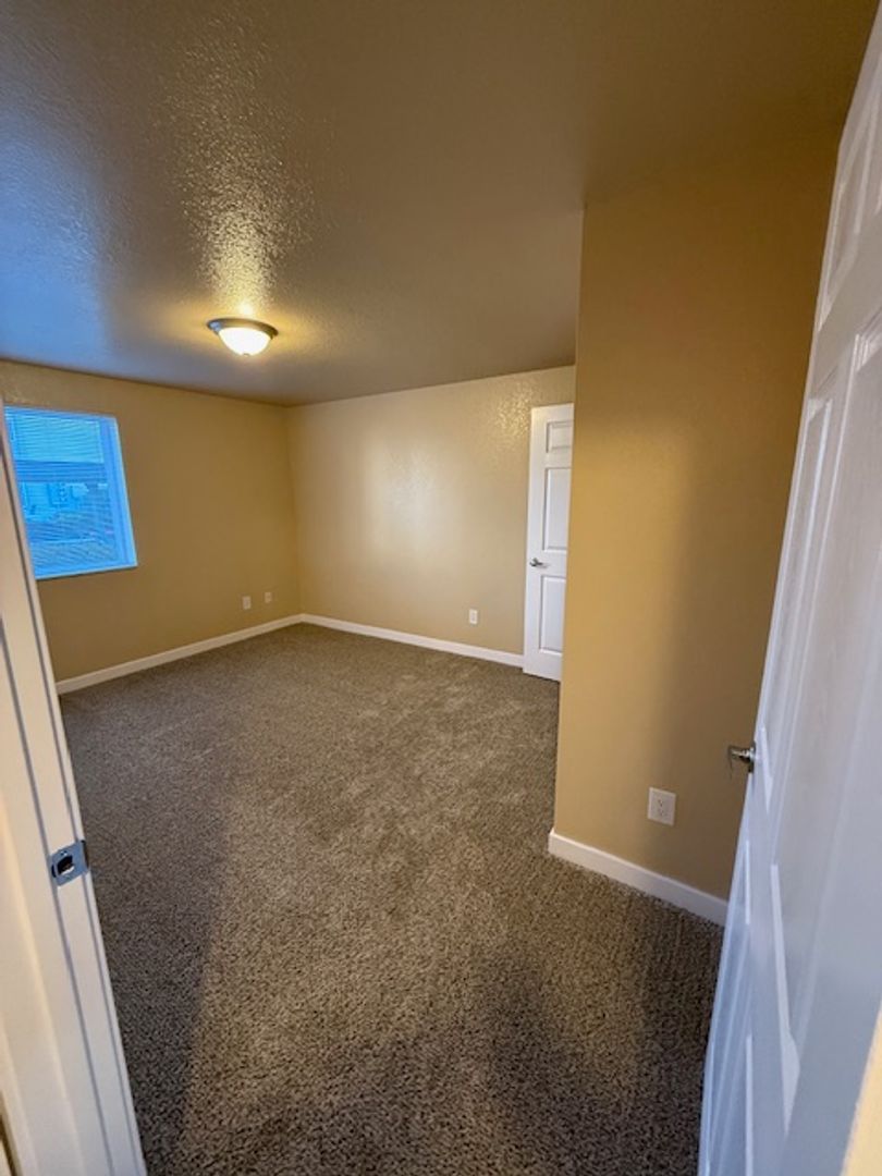 #183 SADDLE CLUB APTS 6 of 12