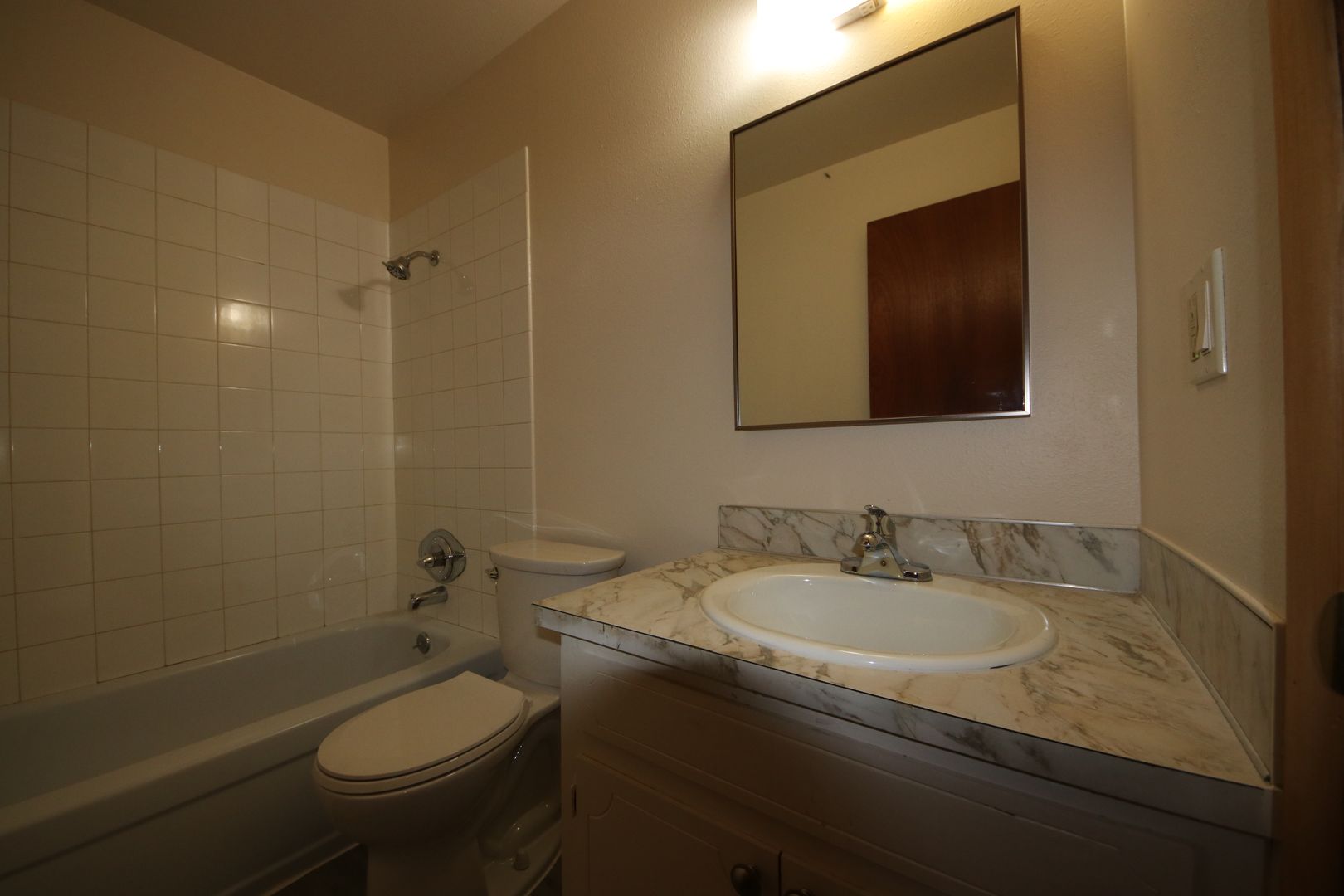 #320 PLEASANT HILL APARTMENTS 4 of 12