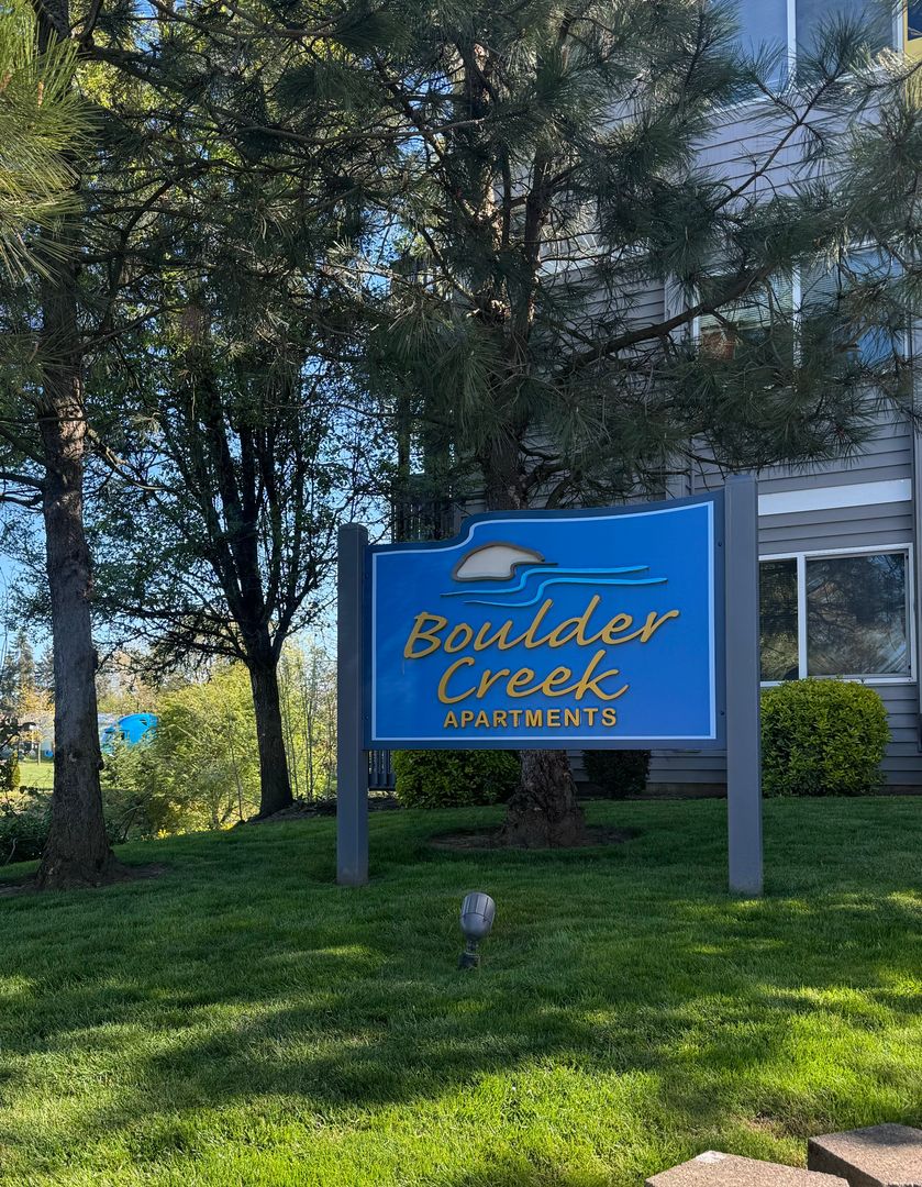 ALBANY Apartment: 825 NE CENTURY DRIVE #100