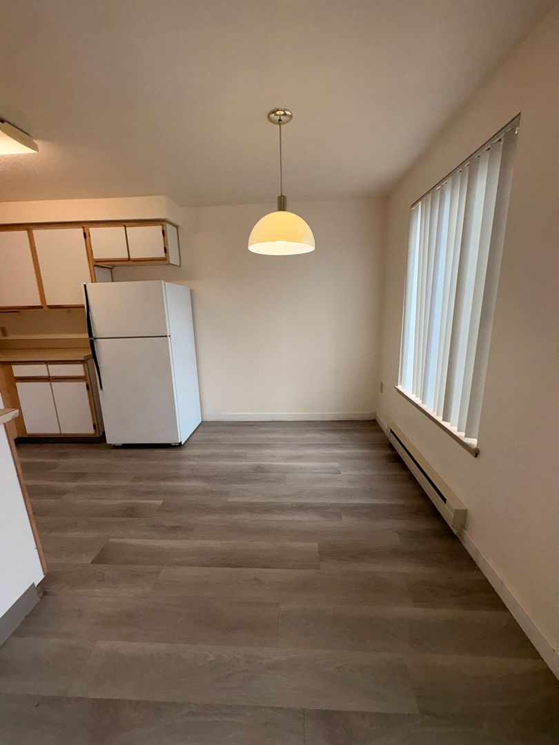 FOREST GROVE Apartment: 3045 19TH AVE #17