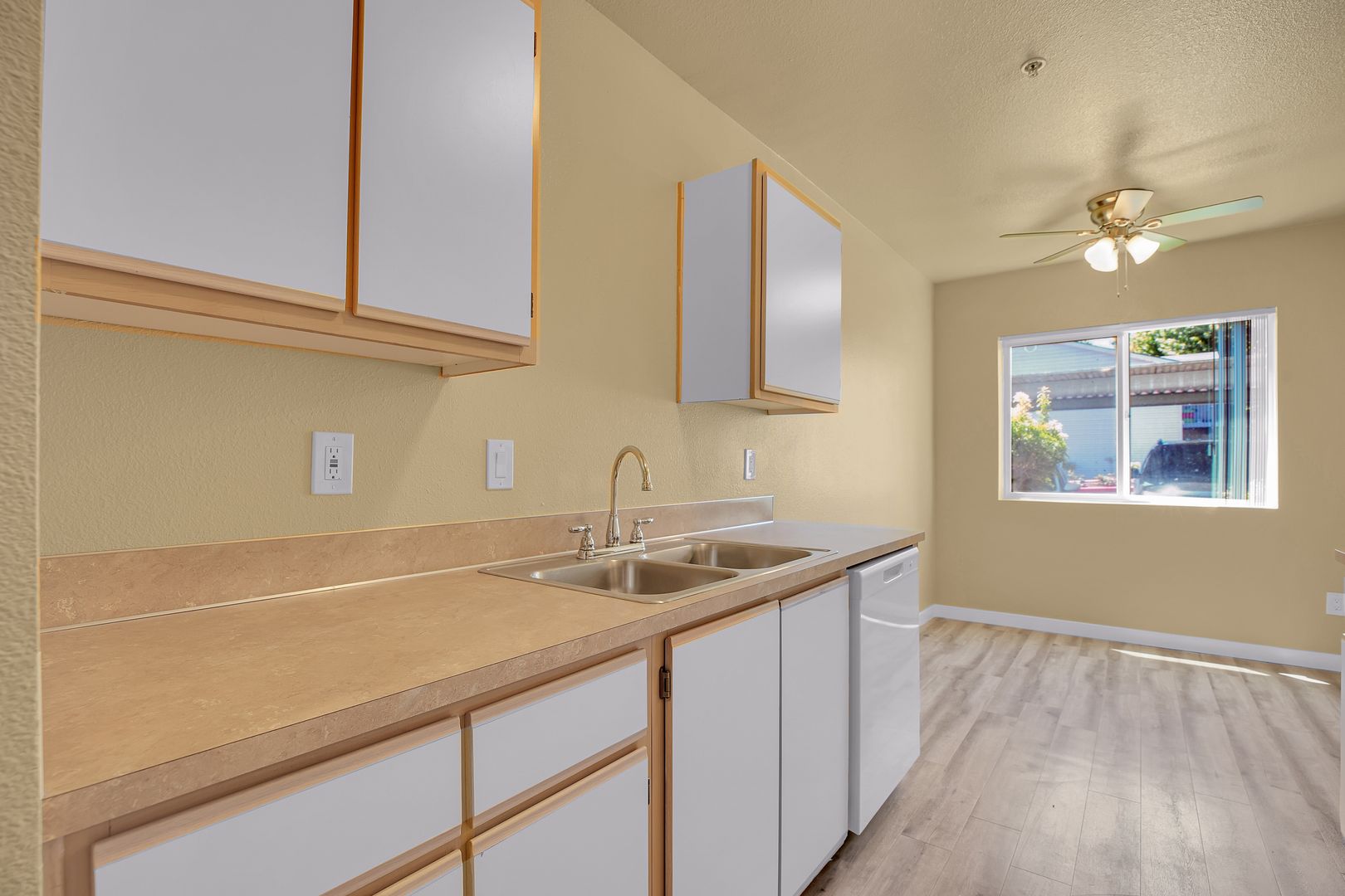 #196 COPPERFIELD APTS 8 of 28