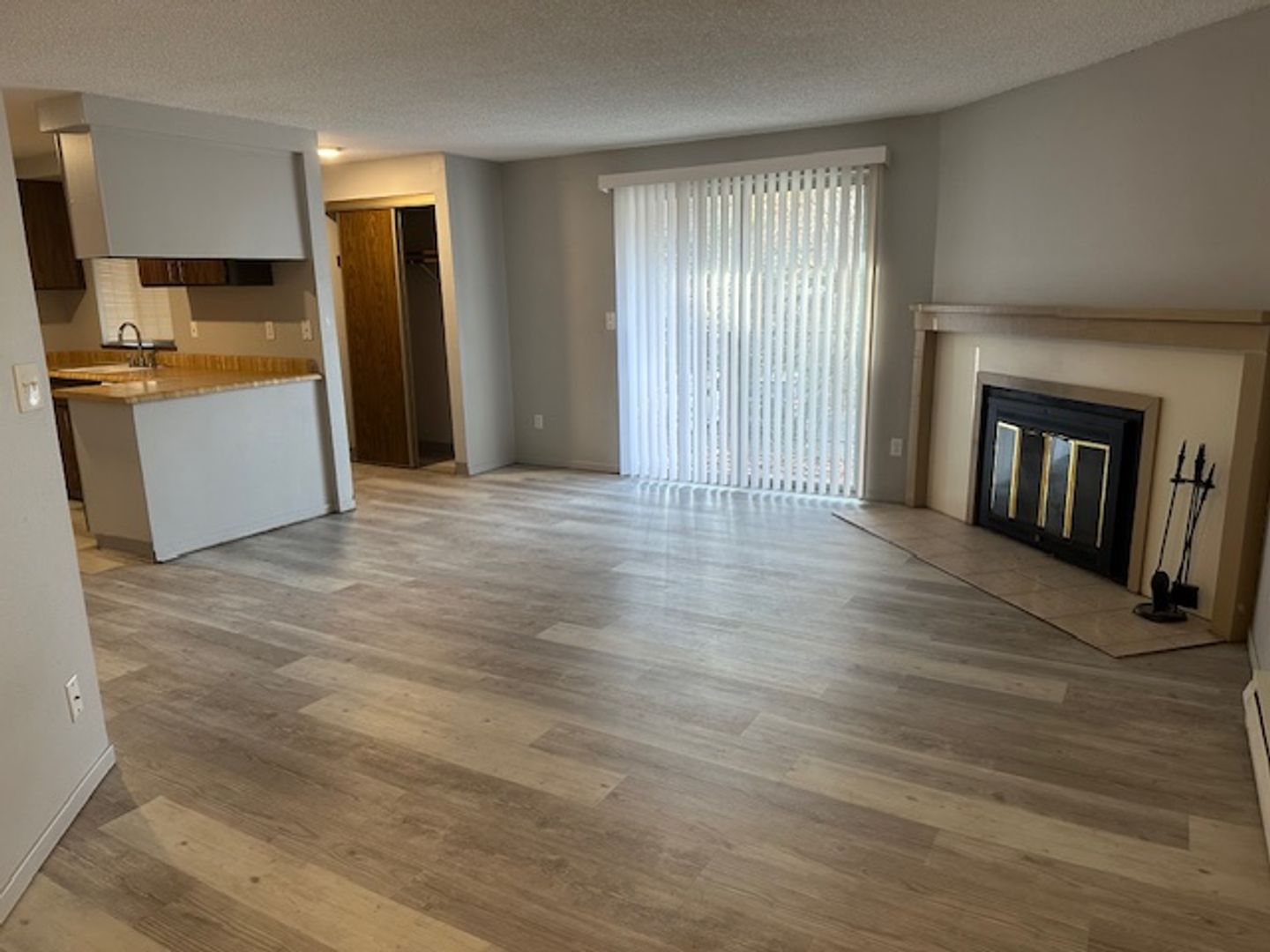 Portland Apartment: 2910-2920 SW Dolph Ct