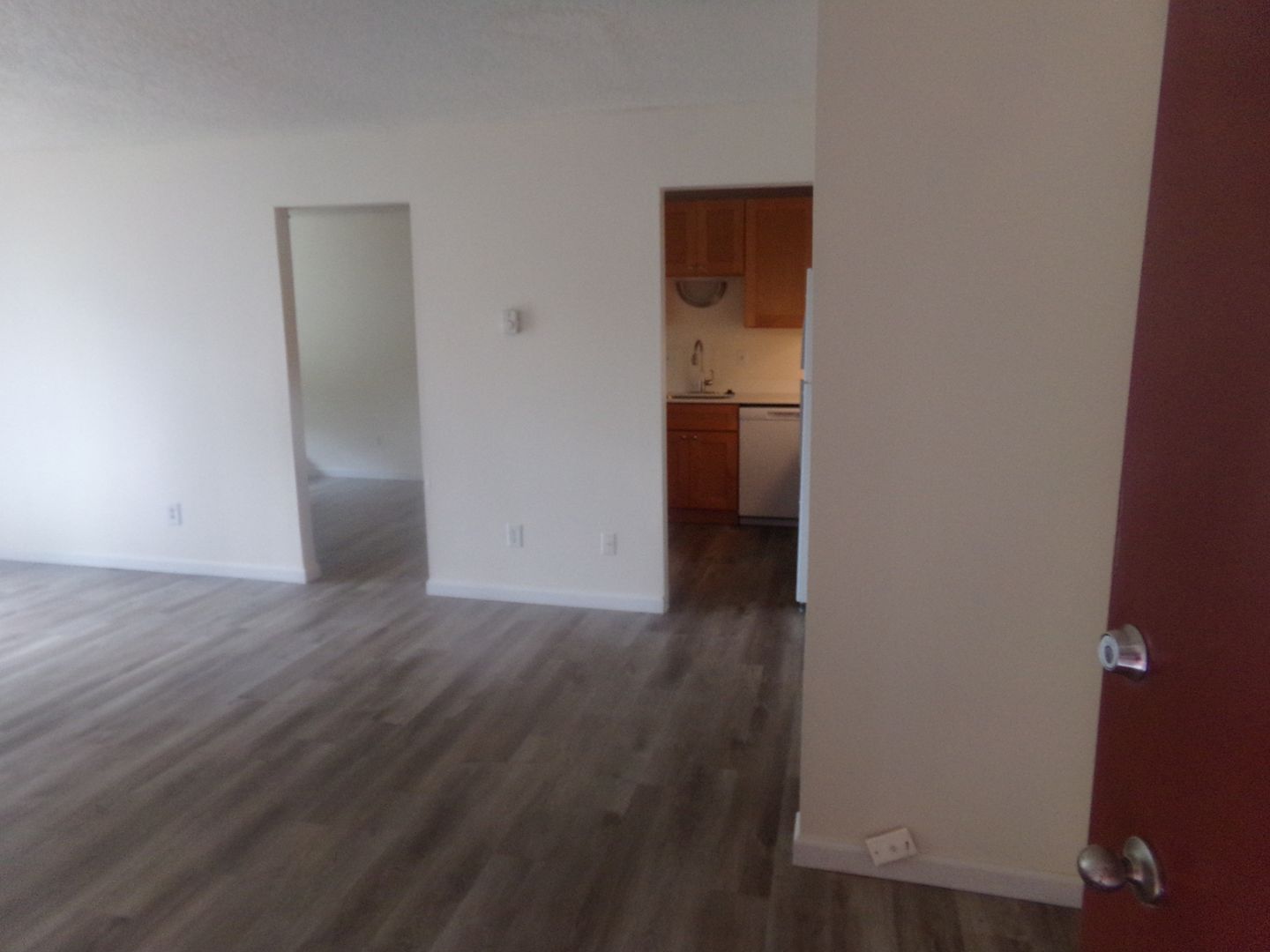 TIGARD Apartment: 9990 SW WALNUT STREET #1