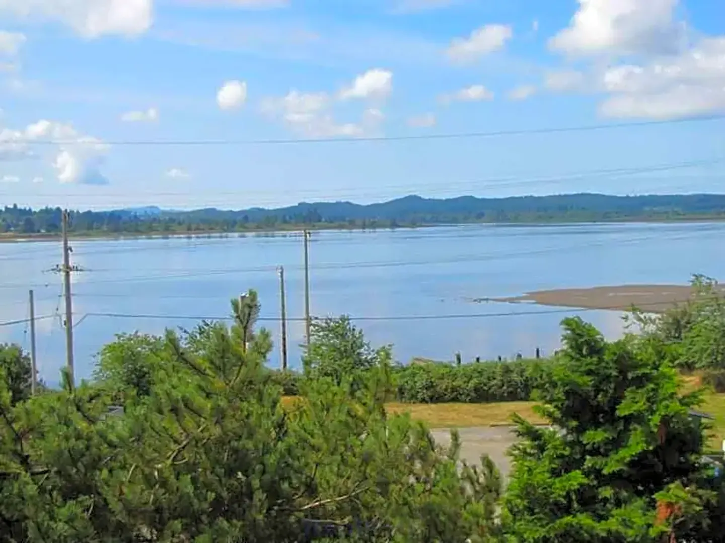 ASTORIA Apartment: 1400 W. MARINE DRIVE