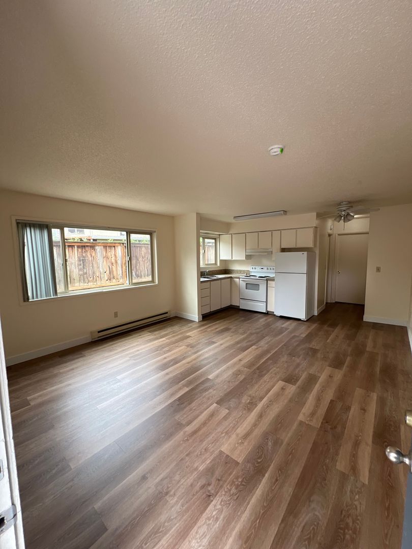 #167 FRANCIS STREET APARTMENTS