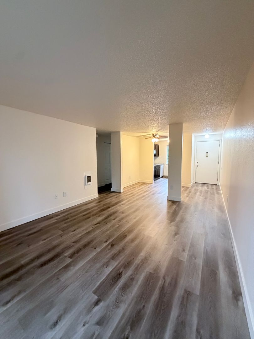 PORTLAND Apartment: 9408 SW ALLEN BLVD
