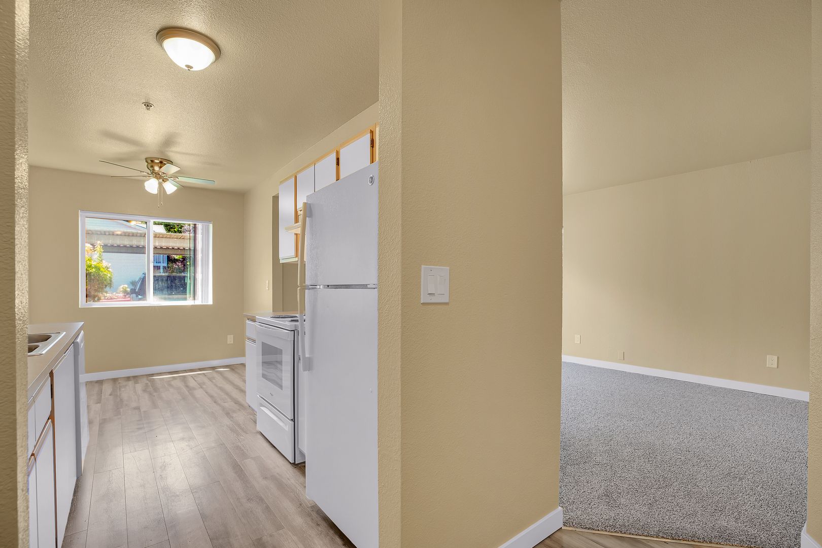 #196 COPPERFIELD APTS 11 of 28