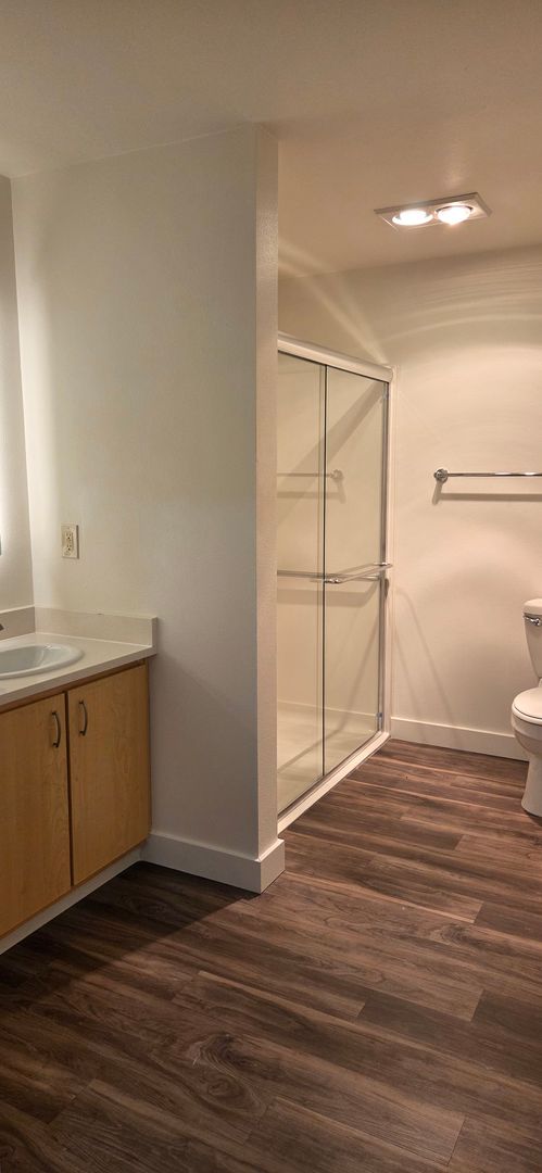 TROUTDALE Apartment: 1323 SW CHERRY PARK ROAD