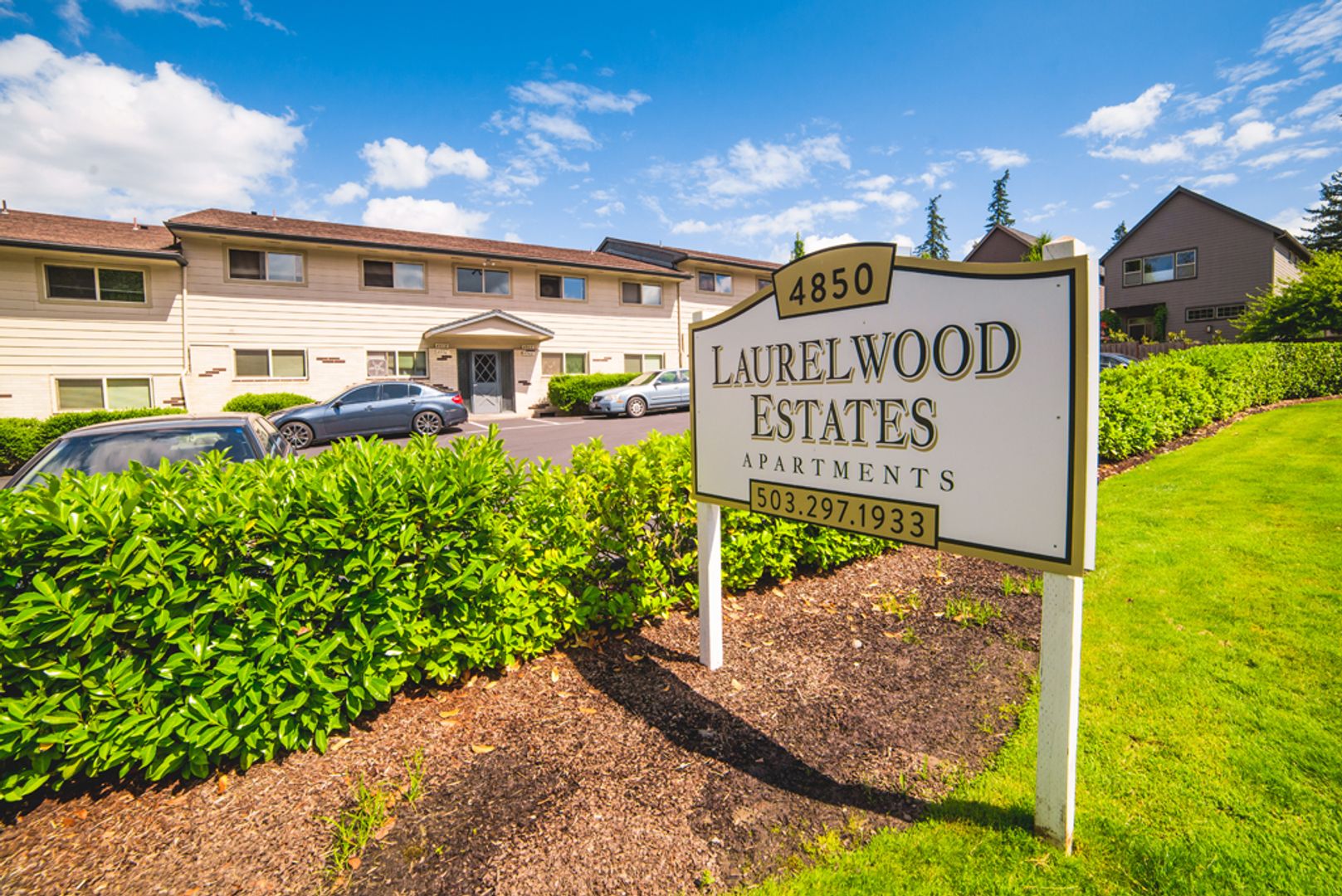 PORTLAND Apartment: 4850 SW LAURELWOOD DRIVE