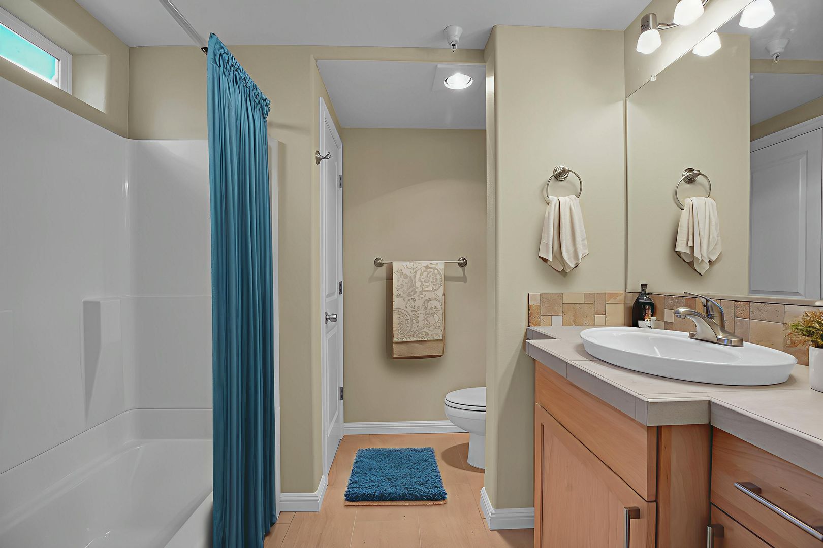 #144 TABOR POINTE APARTMENTS 8 of 12