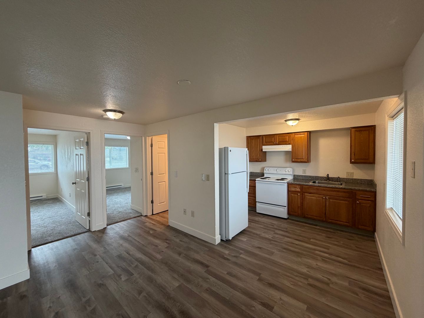 ALBANY Apartment: 1820-1860 GEARY STREET SE
