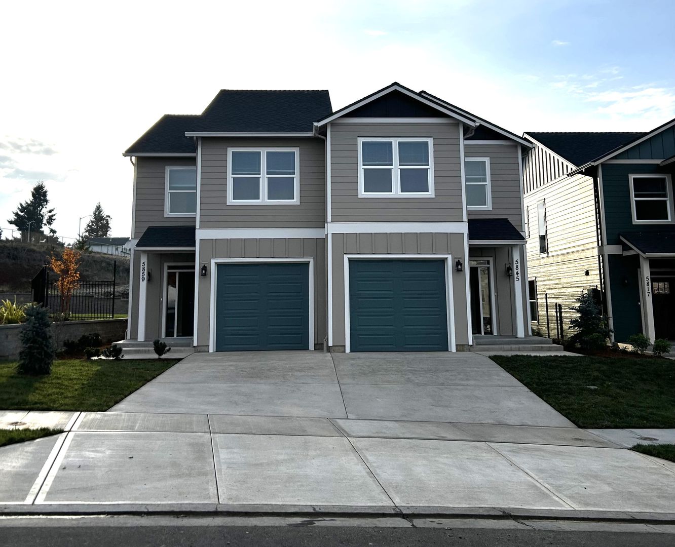 SALEM Townhome: 5779-5971 JOYNAK ST.S