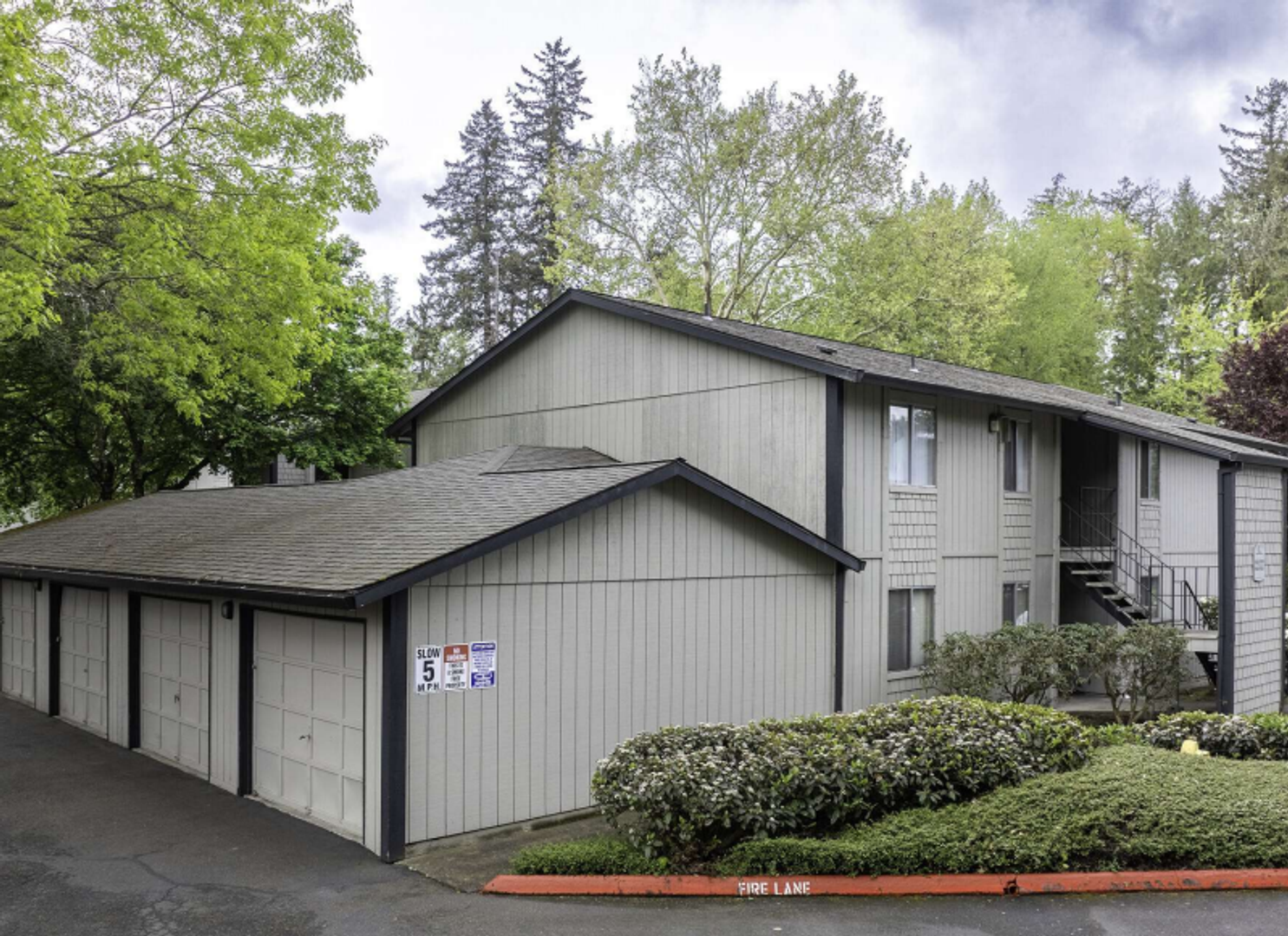 PORTLAND Apartment: 9408 SW ALLEN BLVD
