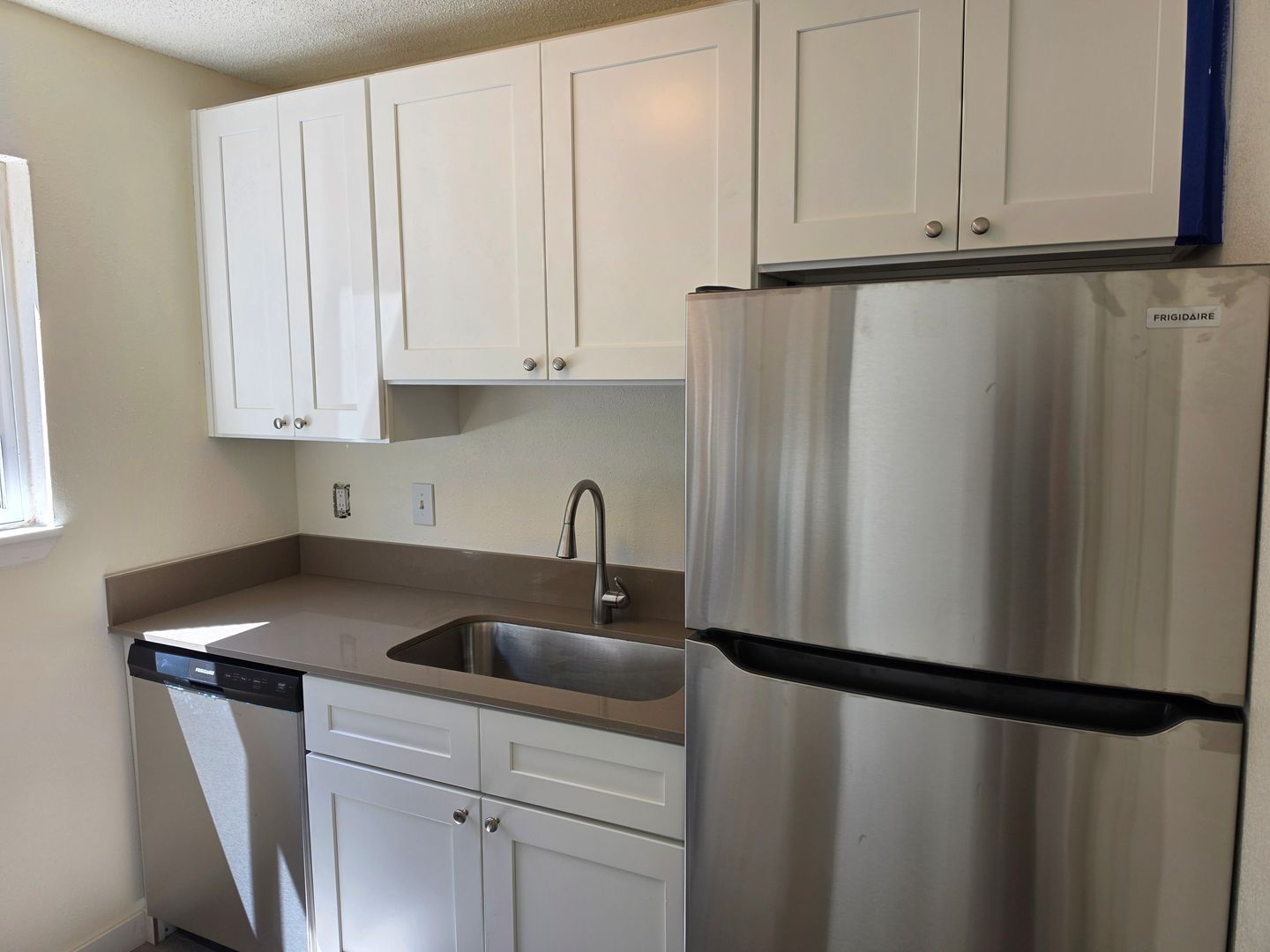 SHERWOOD Apartment: 21985 SW SHERWOOD BLVD