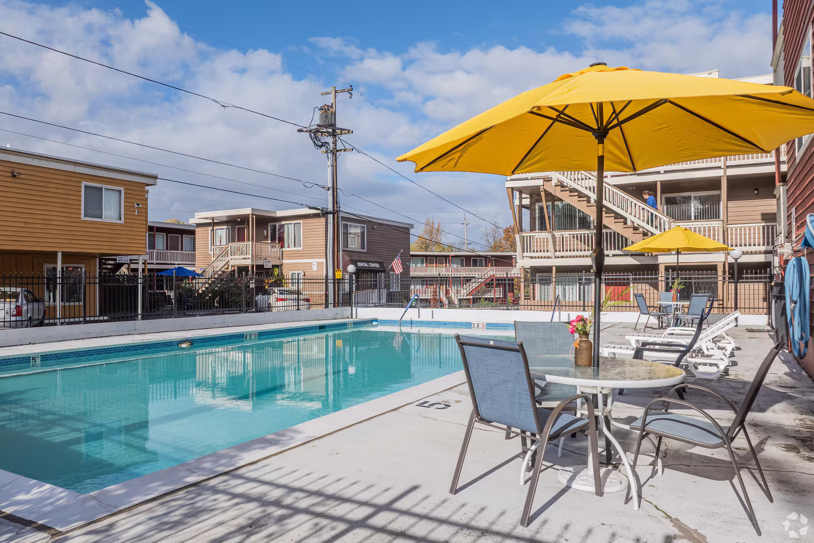 SALEM Apartment: 357 OWENS STREET S