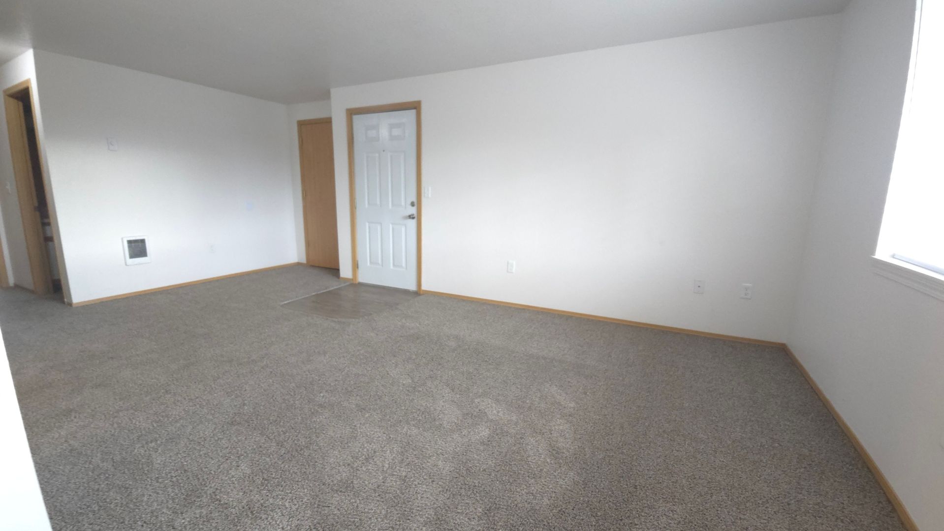 SALEM Apartment: 1304-1330 WALLACE RD. NW