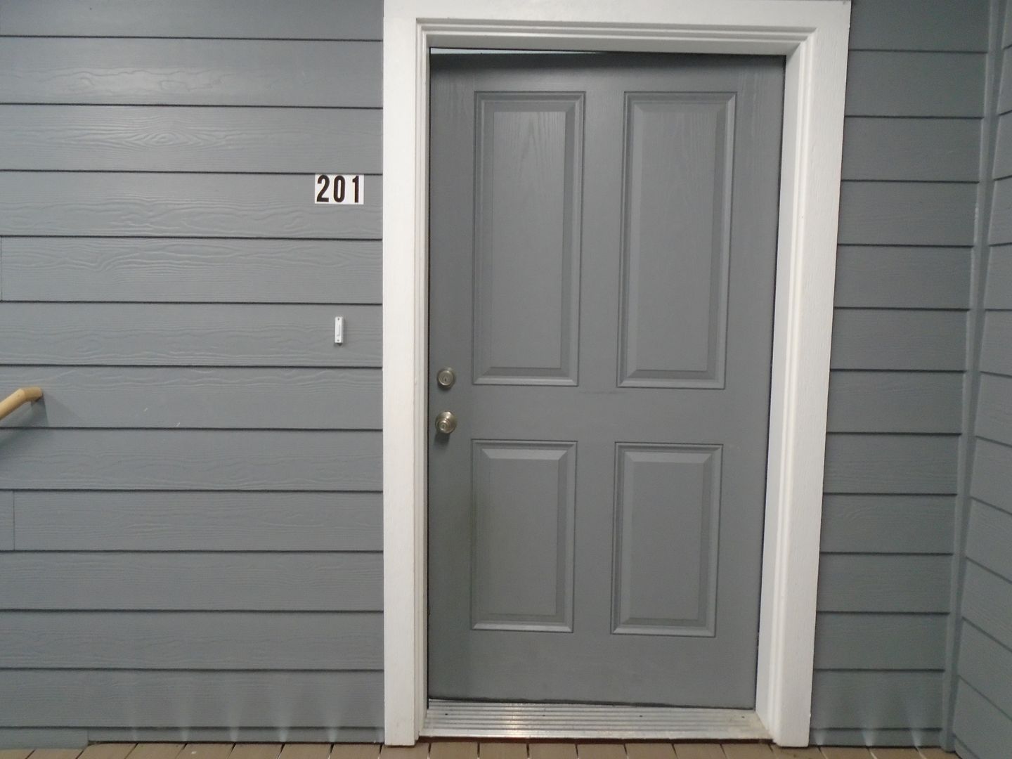 #411 PLYMOUTH APARTMENTS