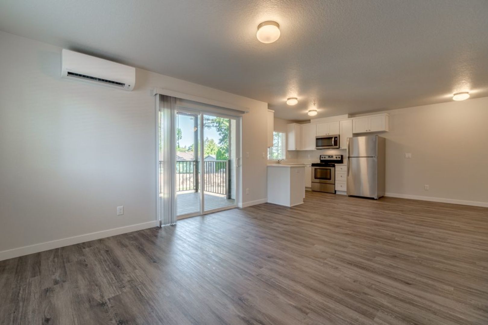 SALEM Apartment: RIVER BEND RD NW