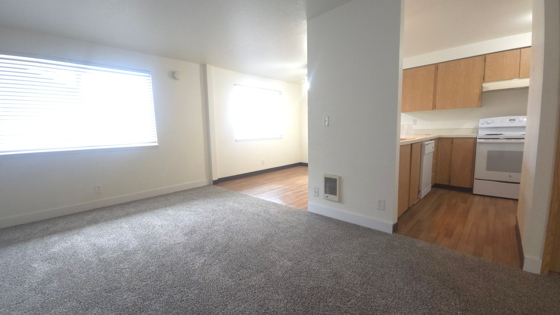 SALEM Apartment: 1304-1330 WALLACE RD. NW