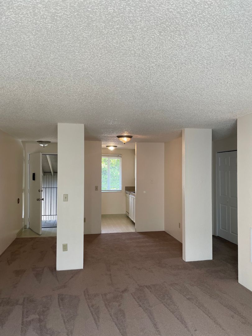 #222 KIMBERLY WEST APARTMENTS 5 of 8