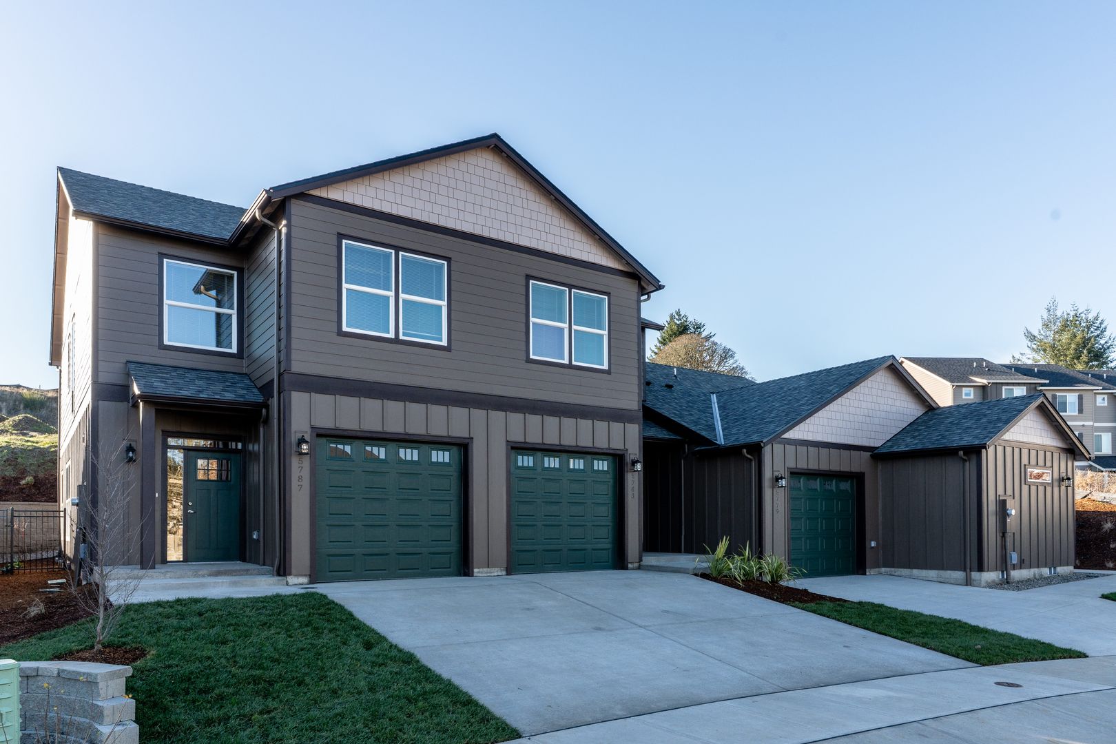 SALEM Townhome: 5779-5971 JOYNAK ST.S