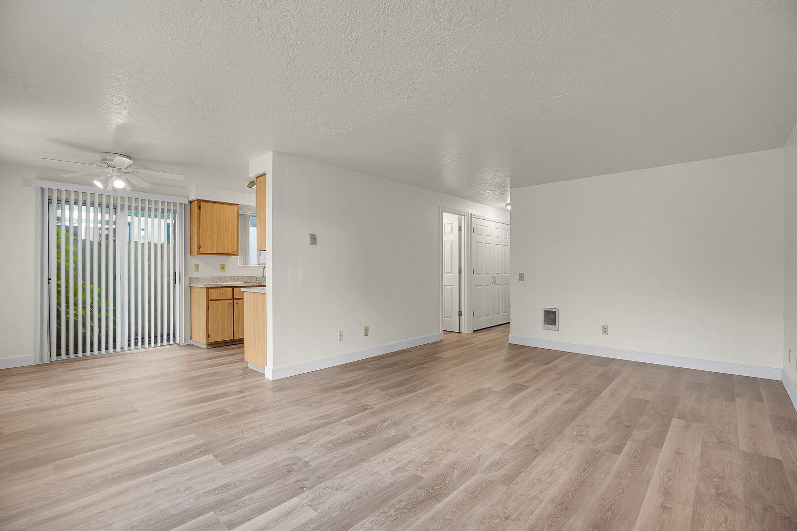 KEIZER Apartment: 298 TRIPLE TREE CIRCLE N