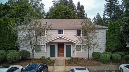 COZY & SPACIOUS, GROUND LEVEL 2 BEDROOM APT GREAT LOCATION APROX 900QSF – photo 1