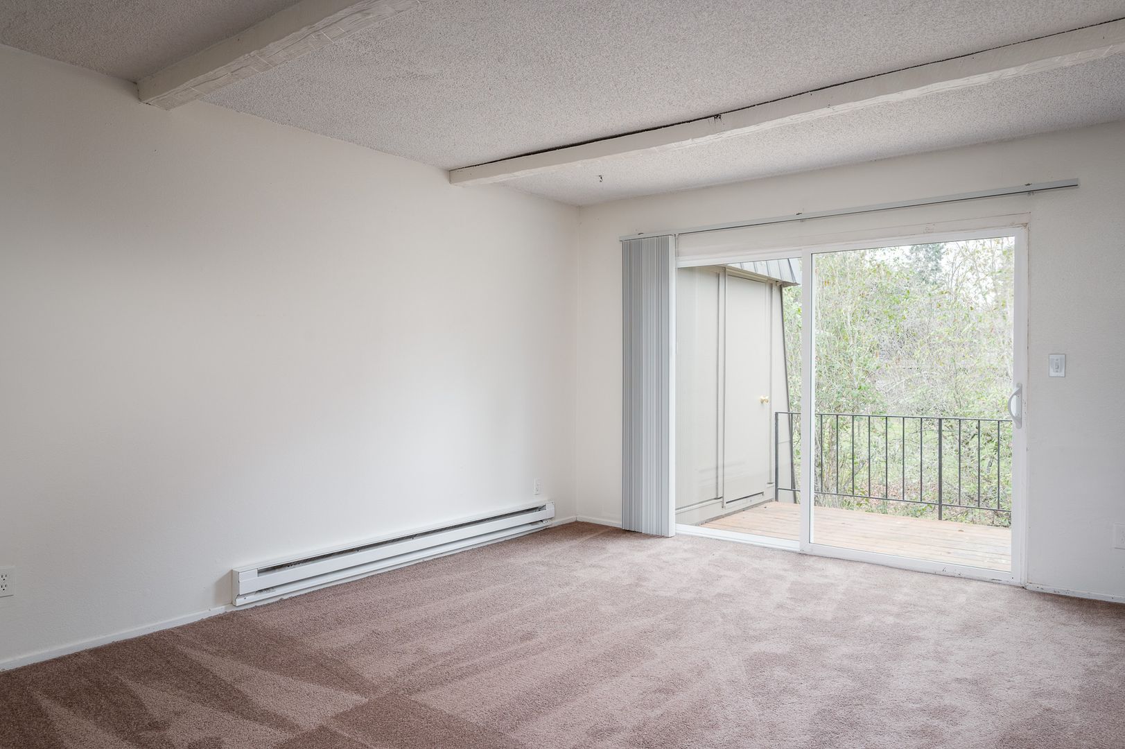 BEAVERTON Apartment: 6275 SW 188TH COURT