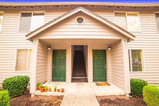 2 Bed 1 Bath Rental at 3010 22ND AVE, APT. 20, Forest Grove, OR – photo 1