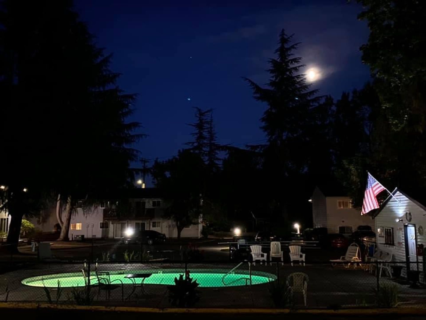 WEST LINN Apartment: 1700 BLANKENSHIP RD