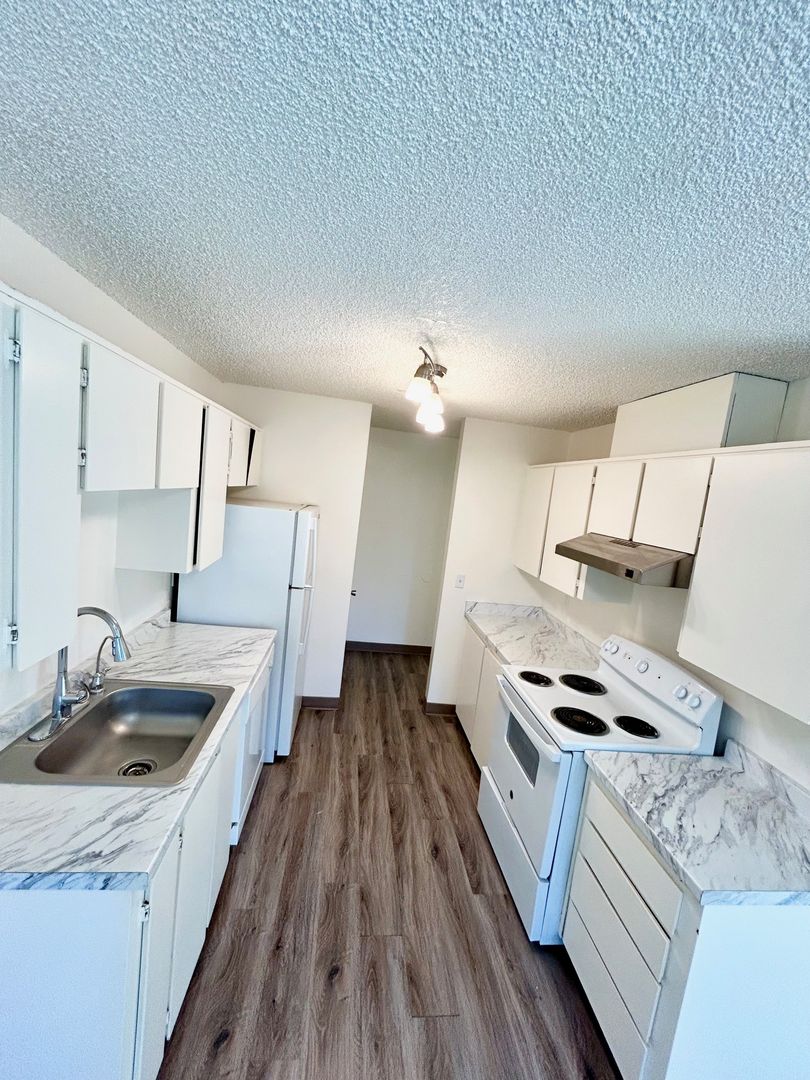 PORTLAND Apartment: 7740 SW 45TH