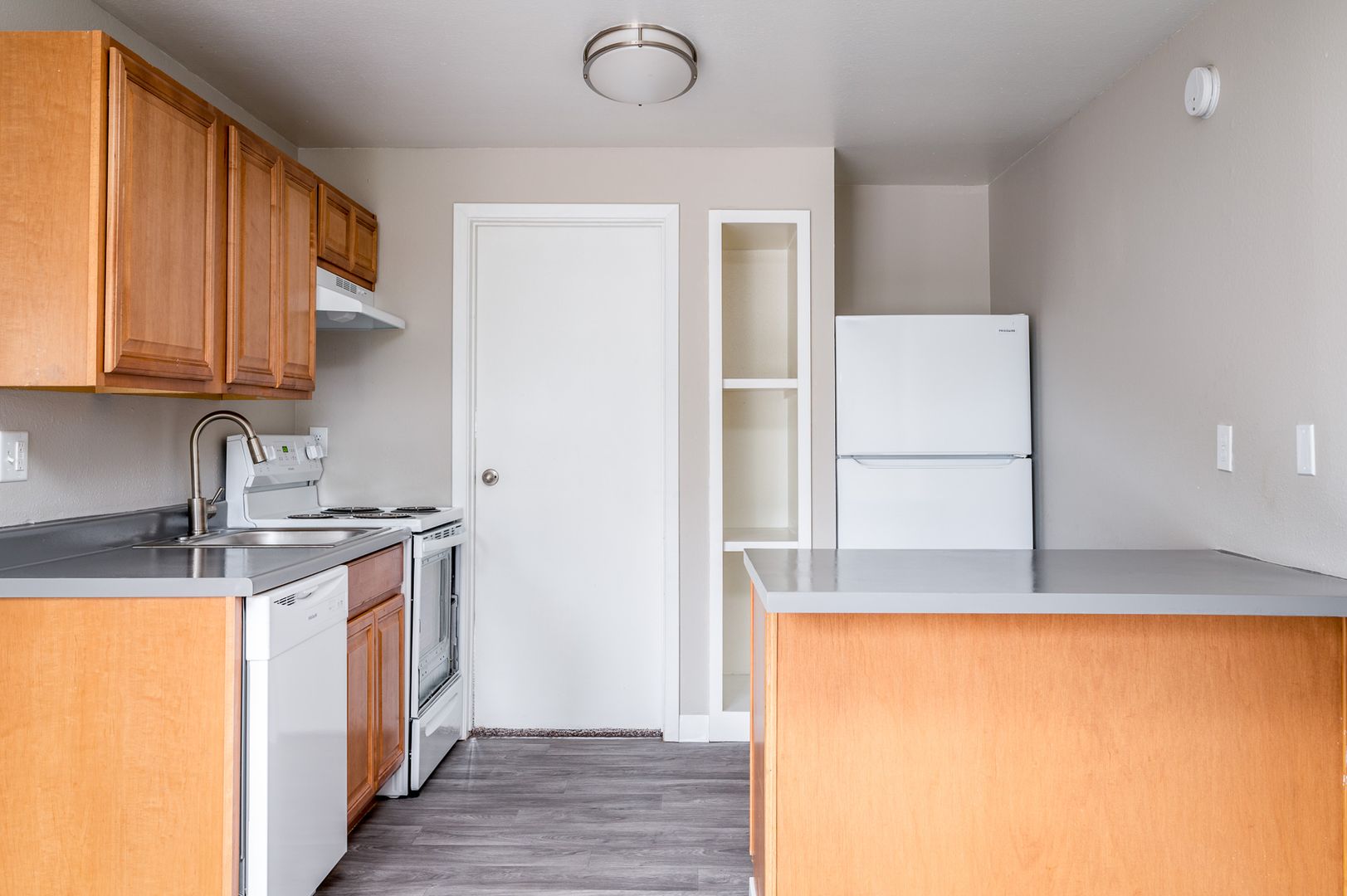 PORTLAND Apartment: 2440-2468 SE 87TH AVE