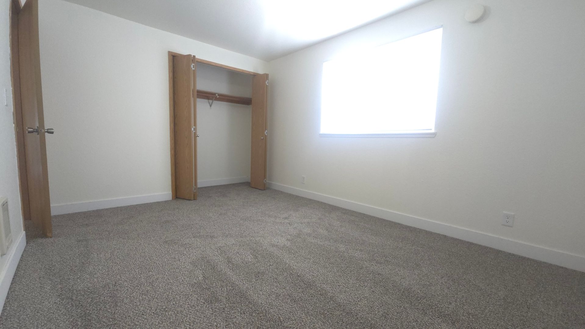 SALEM Apartment: 1304-1330 WALLACE RD. NW