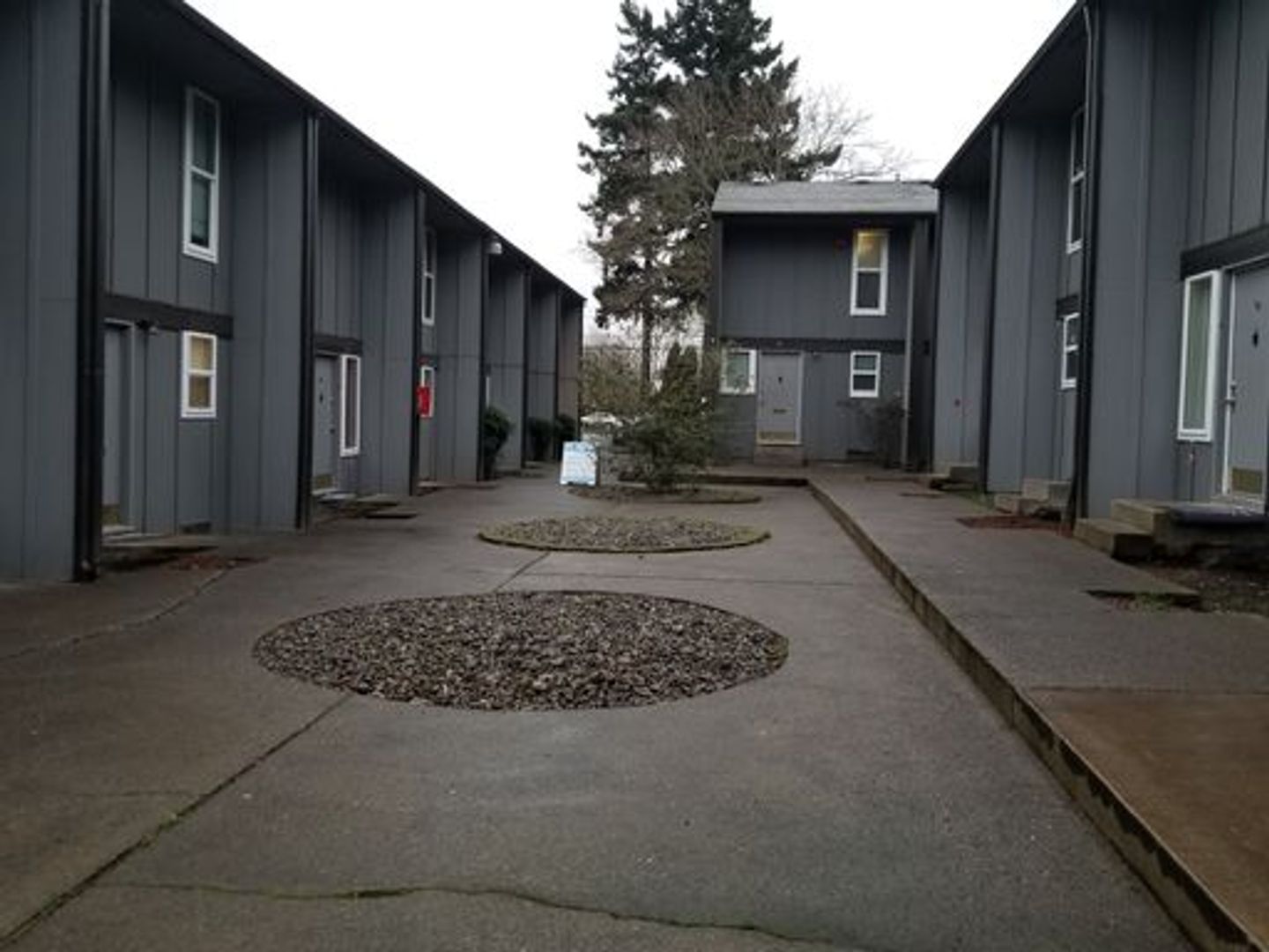 PORTLAND Apartment: 4300 - 4344 SE 122ND AVE