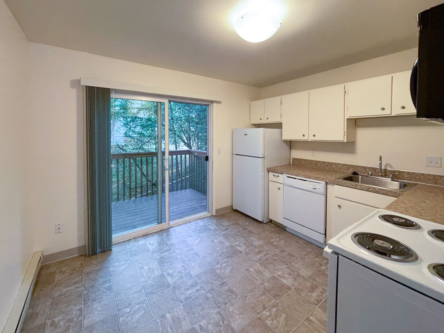 PORTLAND Apartment: 10800 SW BARBUR BLVD