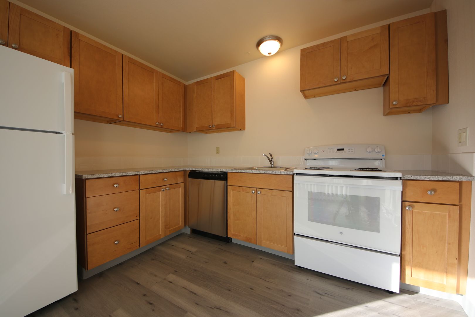 #320 PLEASANT HILL APARTMENTS 12 of 12