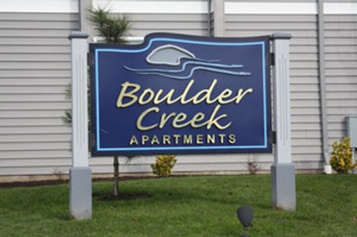 Oversized 2 Bedroom Apartment – photo 1