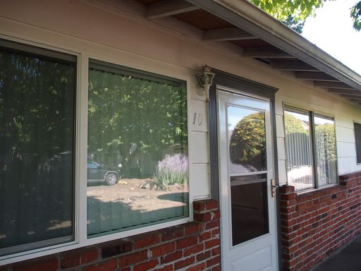 2 Months Free 1 Bed 1 bath in Portland – photo 1